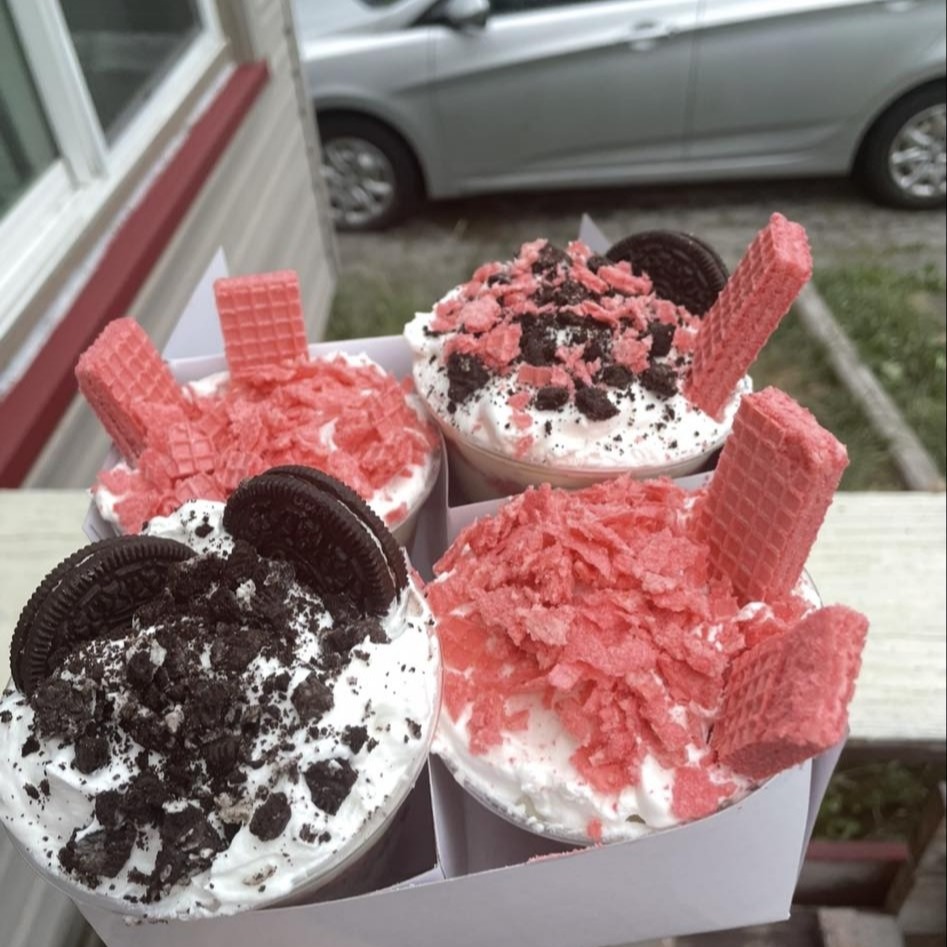 Dessert cups